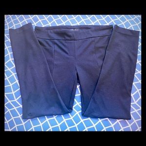 Women’s Seamed Ponte Pants Size L - like new